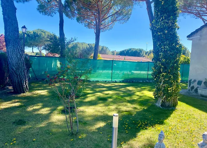 Holiday home Con Piscina El Refugio De Venecia