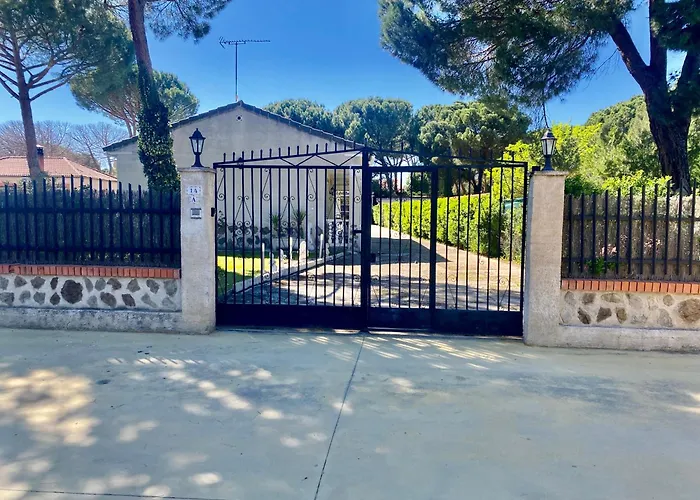 Holiday home Con Piscina El Refugio De Venecia *